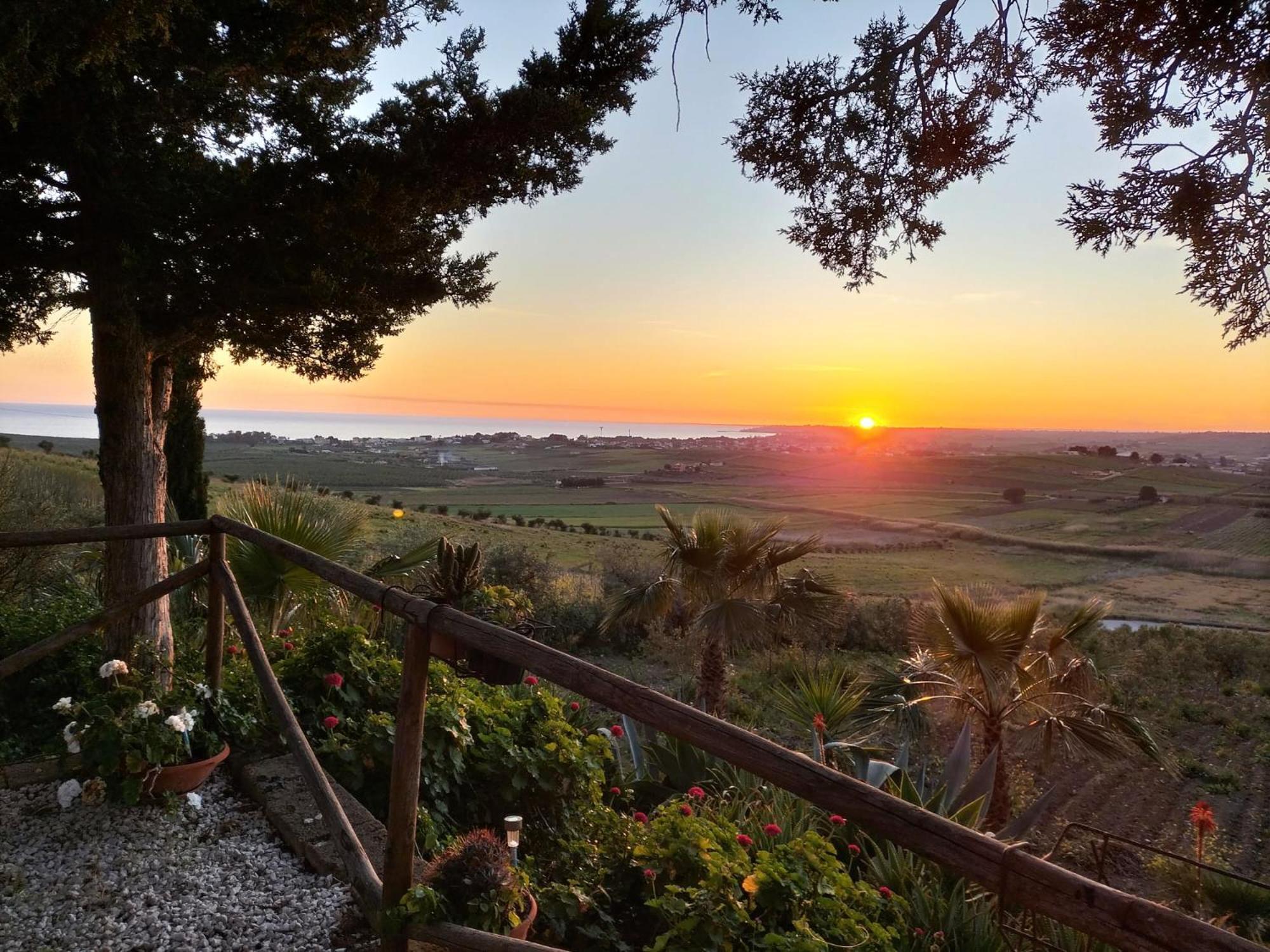 Casa Panoramica Tra Mare E Natura Menfi Exterior foto